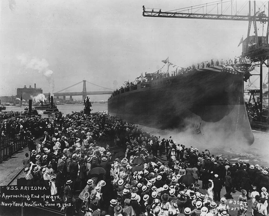 Launch of the USSArizona 1915. 