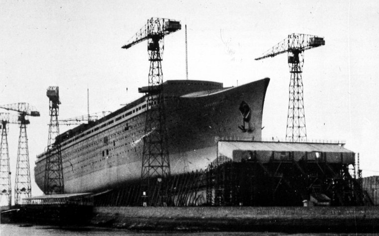 SS Normandie under construction in 1932. Image by Ocean Liners Magazine CC BY 2.0