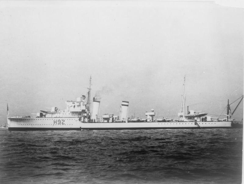 The destroyer HMS Glowworm anchored in 1937. 
